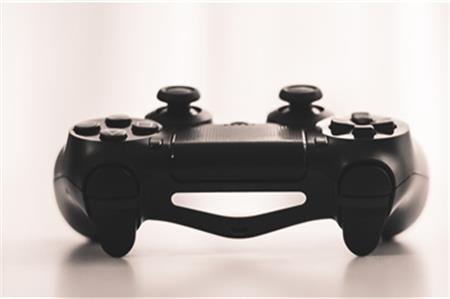 品牌定位是一场游戏，认真你就输了