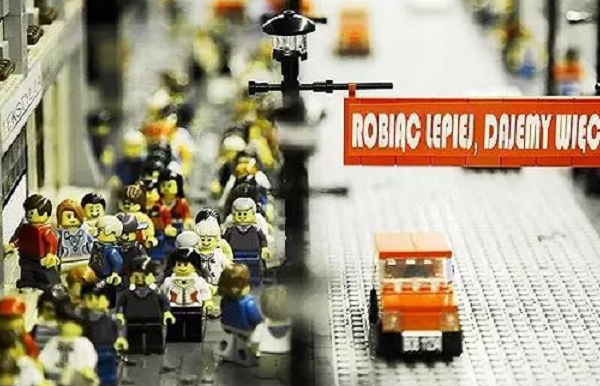 跟随者战略的优势,跟随者战略的优势包括什么,采取市场跟随者战略的优势