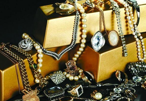 奢侈品生产行业聚焦战略,奢侈品战略,奢侈品聚焦战略